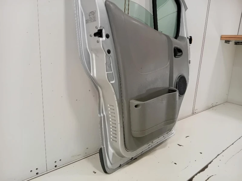 Porta ANT SX 7751478602 Renault Trafic III 2007