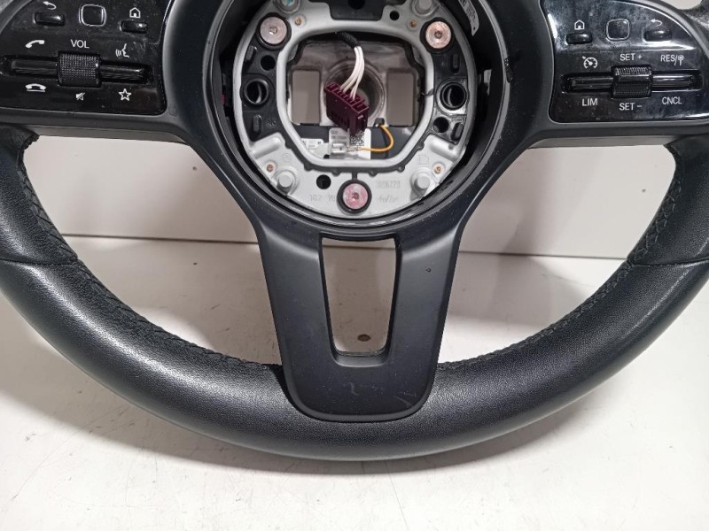 Volante A0040053699 Mercedes Classe A W177 2018