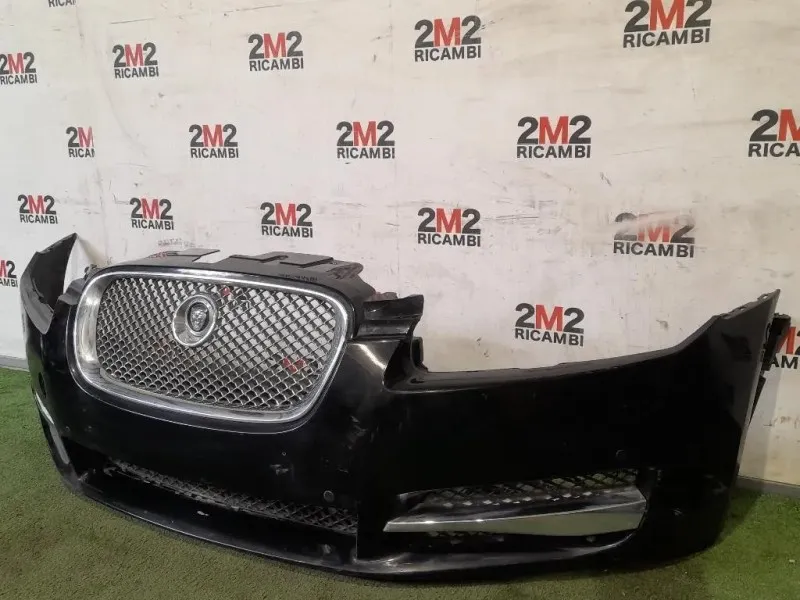 Paraurti ANT 8X23-17C831 Jaguar XF I 2011