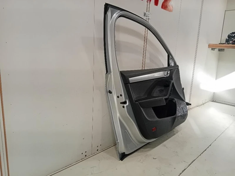 Porta ANT SX 5E0831055A Skoda Octavia 5E3 2017