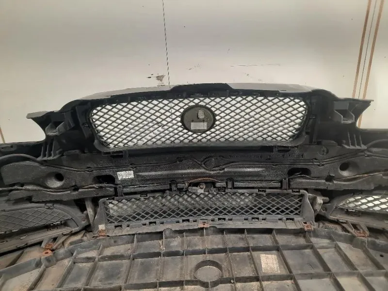 Paraurti ANT C2Z8837XXX Jaguar XF I 2011