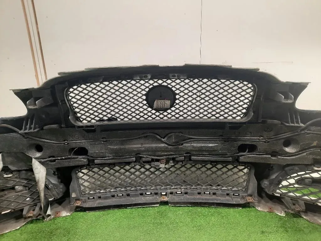 Paraurti ANT C2Z13207XXX Jaguar XF I 2011