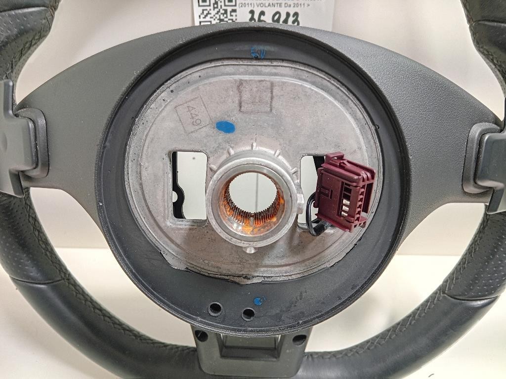 Volante 3070625 Mercedes Classe C W204 2011