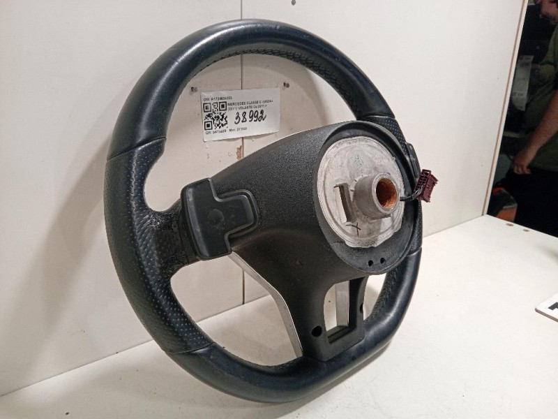 Volante A1724604203 Mercedes Classe C W204 2011