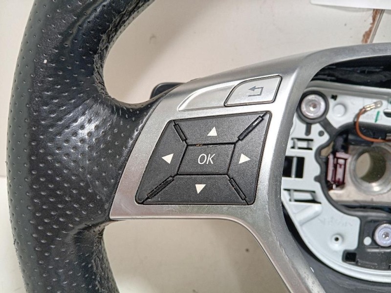 Volante A1724604203 Mercedes Classe E W212 2013