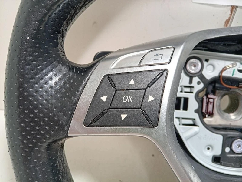 Volante A1724604203 Mercedes Classe E W212 2013