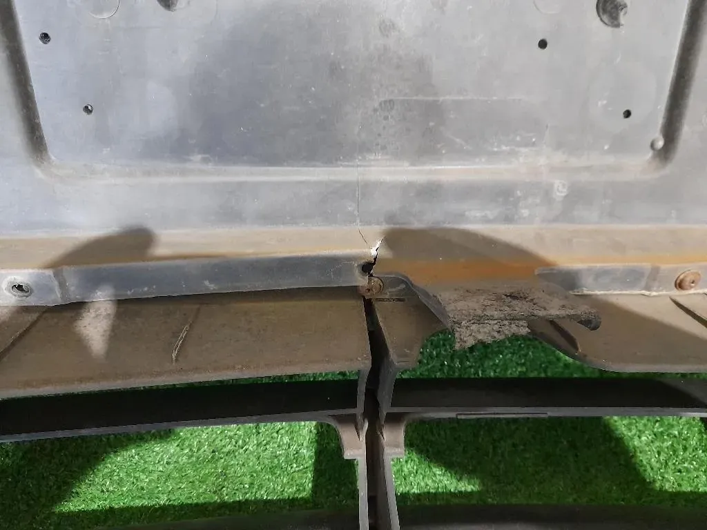 Paraurti ANT NUDO 0K2FA50030XX Kia Carens II 2002