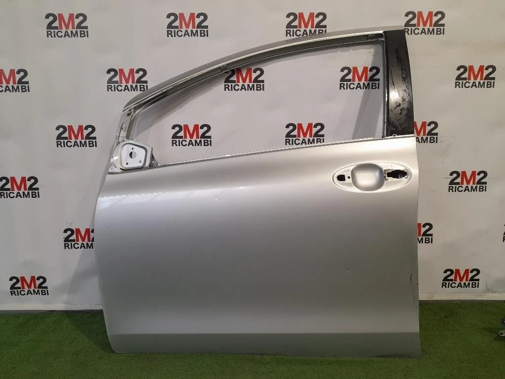Porta ANT SX 670020D170 Toyota Yaris France II 2006