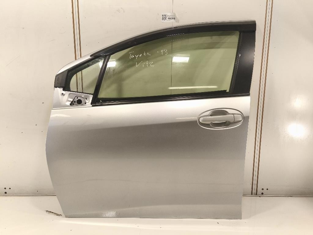 Porta ANT SX 670020D500 Toyota Yaris IV 2012