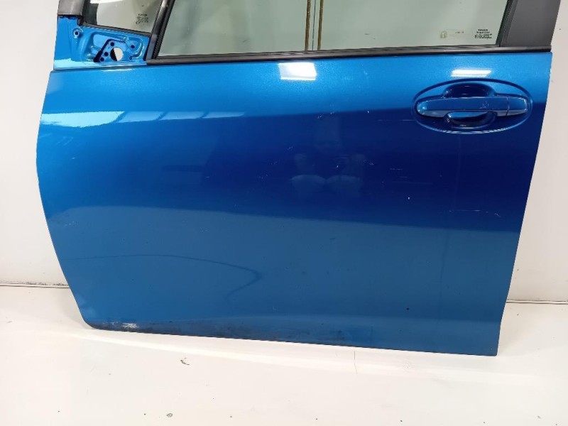 Porta ANT SX 670020D500 Toyota Yaris IV 2014