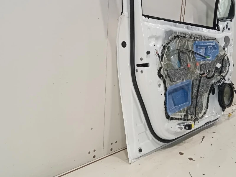 Porta ANT SX 670020D500 Toyota Yaris IV 2014