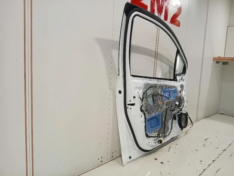 Porta ANT SX 670020D500 Toyota Yaris IV 2014