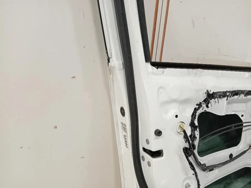 Porta ANT SX 670020D500 Toyota Yaris IV 2017