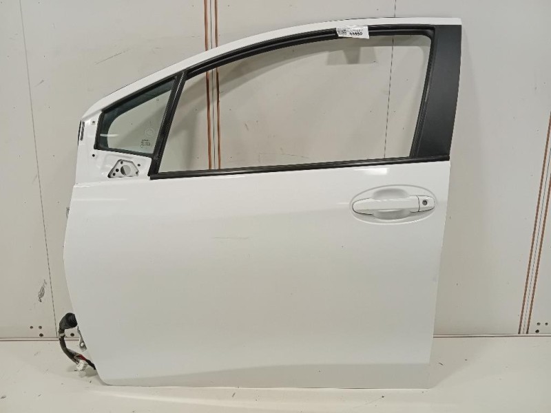 Porta ANT SX 670020D500 Toyota Yaris IV 2017