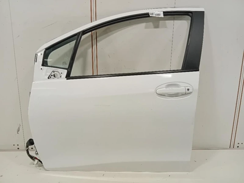 Porta ANT SX 670020D500 Toyota Yaris IV 2017
