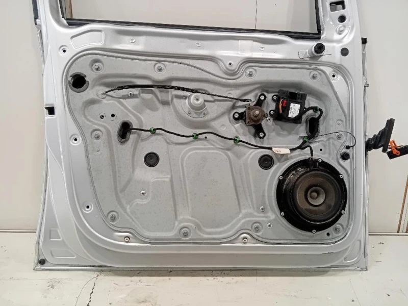 Porta ANT SX 2K0831055B Volkswagen Caddy III 2004