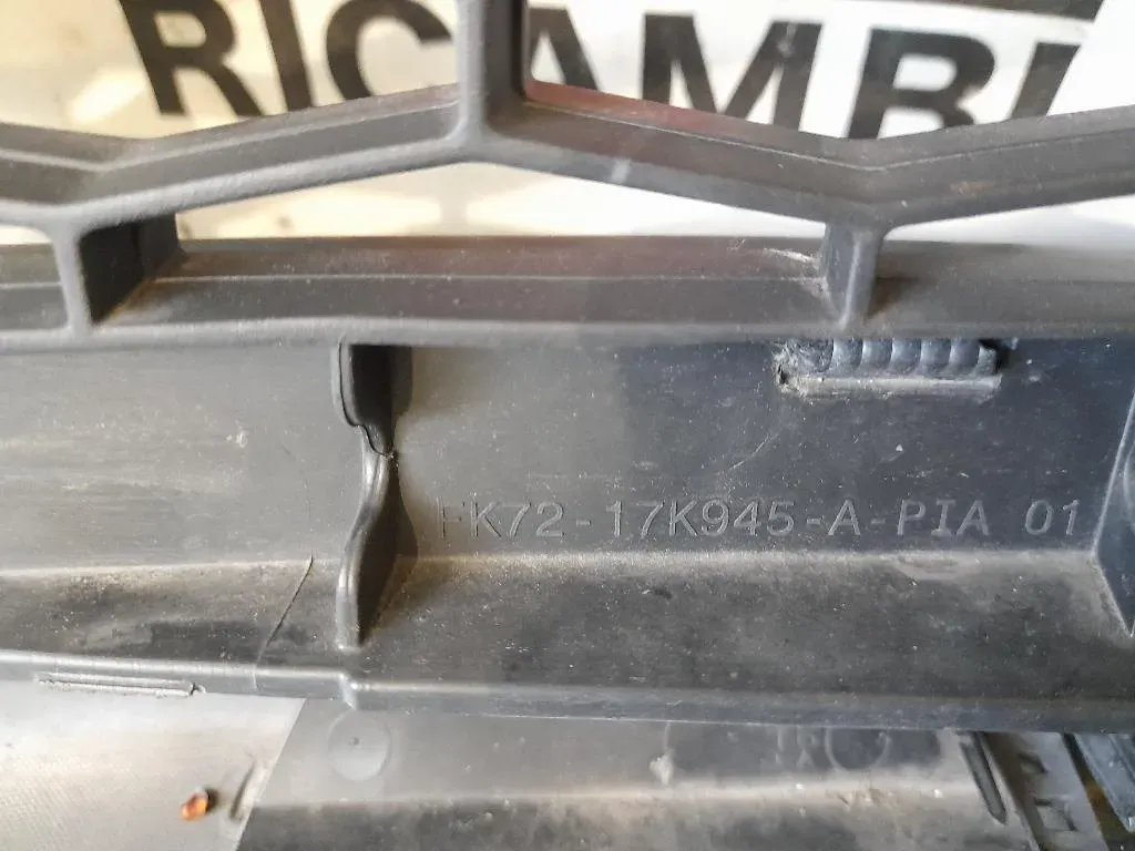 Paraurti ANT FK7217F003A Land Rover Discovery V Sport 2015