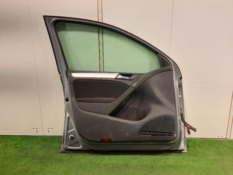 Porta ANT SX 5K4831055H Volkswagen GOLF VI 2009