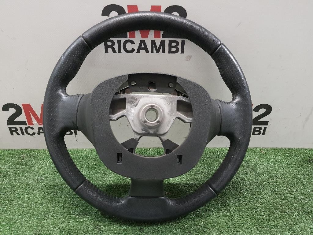 Volante 484301KB1A Nissan JUKE I 2010