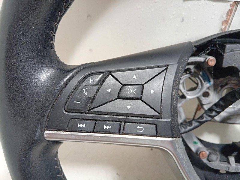 Volante 34324266A Nissan Qashqai II 2014