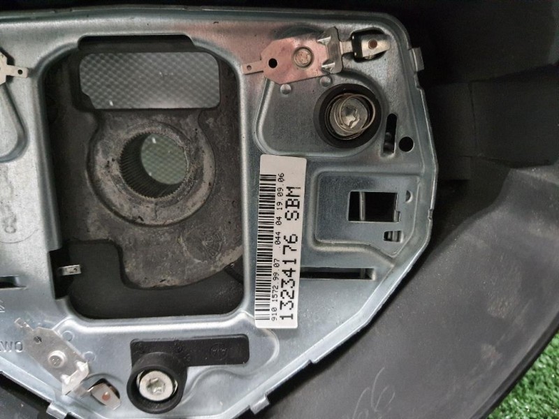 Volante 13234176 Opel Astra H Cabrio 2005