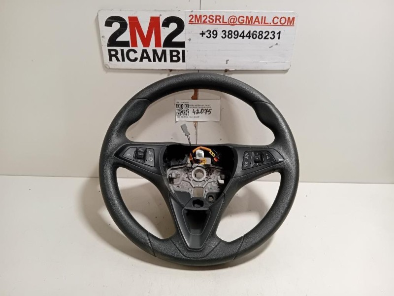 Volante 39005382 Opel Astra K 2016