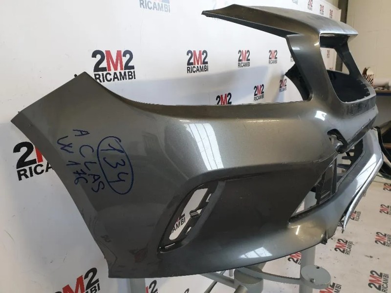 Paraurti ANT DANNEGGIATO PARTE DX A17688006409999 Mercedes Classe A W176 2013