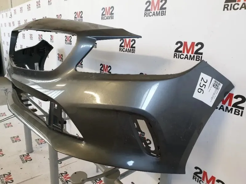 Paraurti ANT DANNEGGIATO PARTE DX A17688006409999 Mercedes Classe A W176 2013