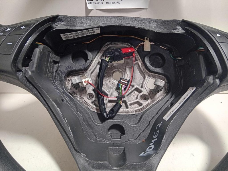 Volante 34200605A Opel Combo D 2012