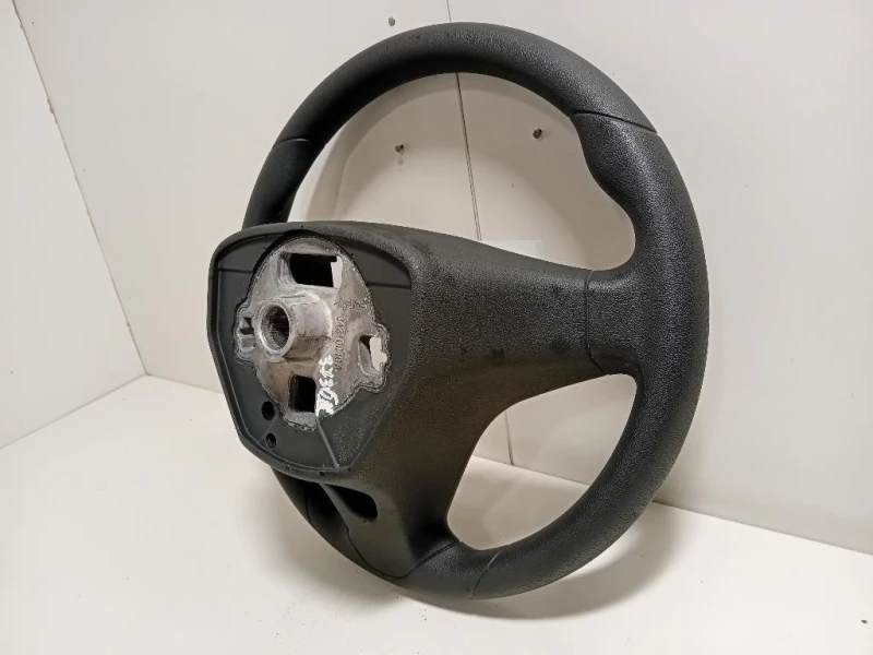 Volante 39035987 Opel Corsa E 2014