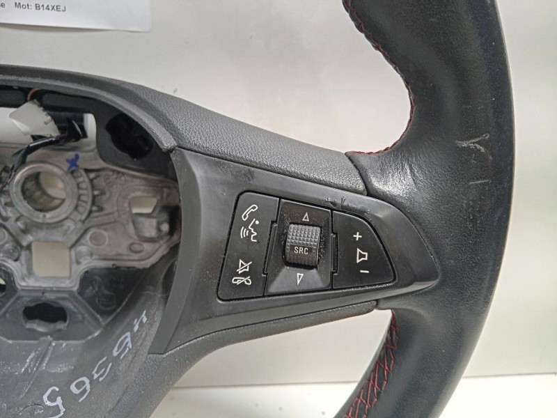 Volante 13439115 Opel Corsa E 2014