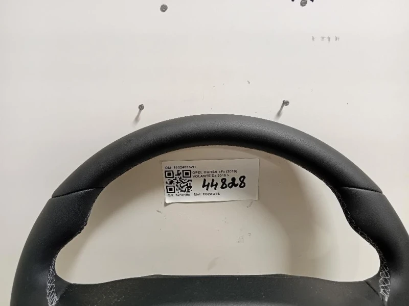 Volante 98524835ZD Opel Corsa F 2019