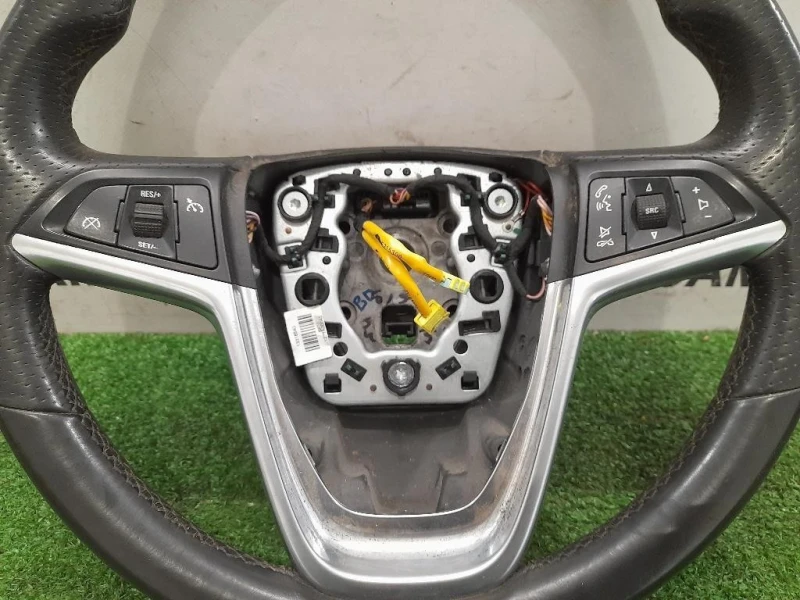 Volante 13316540 Opel Insignia A 2009