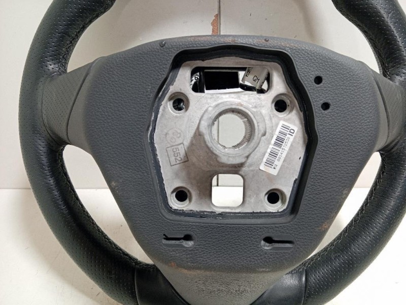 Volante 13365200 Opel Zafira C 2012