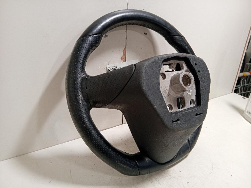 Volante 13365200 Opel Zafira C 2012