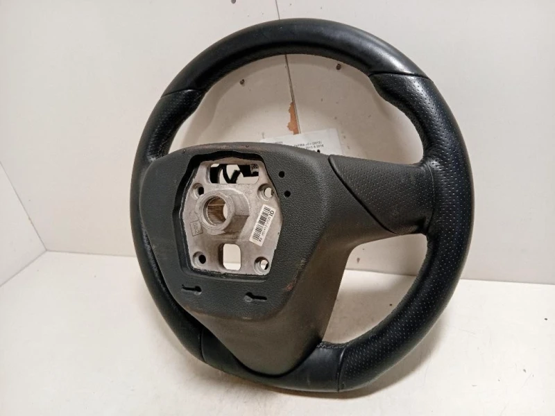 Volante 13365200 Opel Zafira C 2012