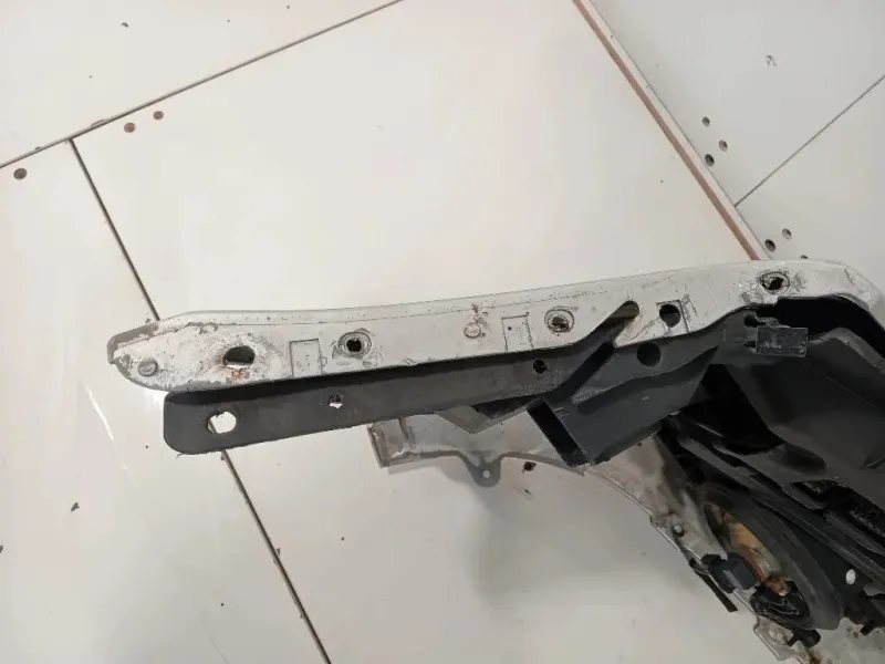 Paraurti ANT A2098850125 Mercedes Classe CLK C209 2003