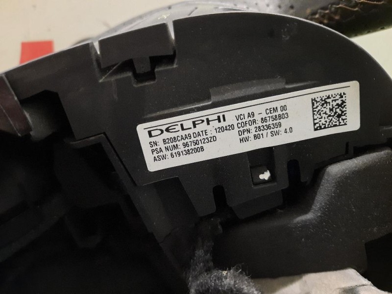 Volante 96750123ZD Peugeot 208 I 2012