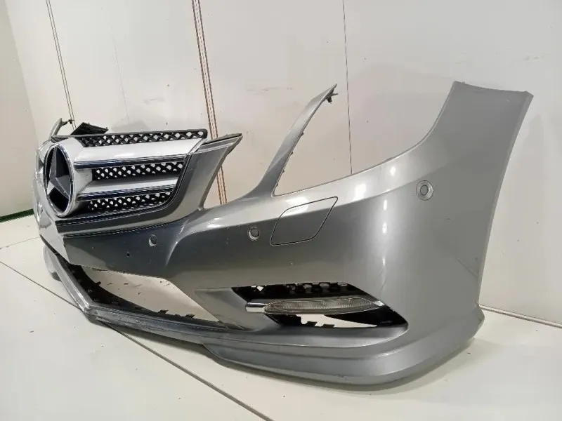Paraurti ANT A 207 885 27 25 Mercedes Classe E C207 Coupé 2010