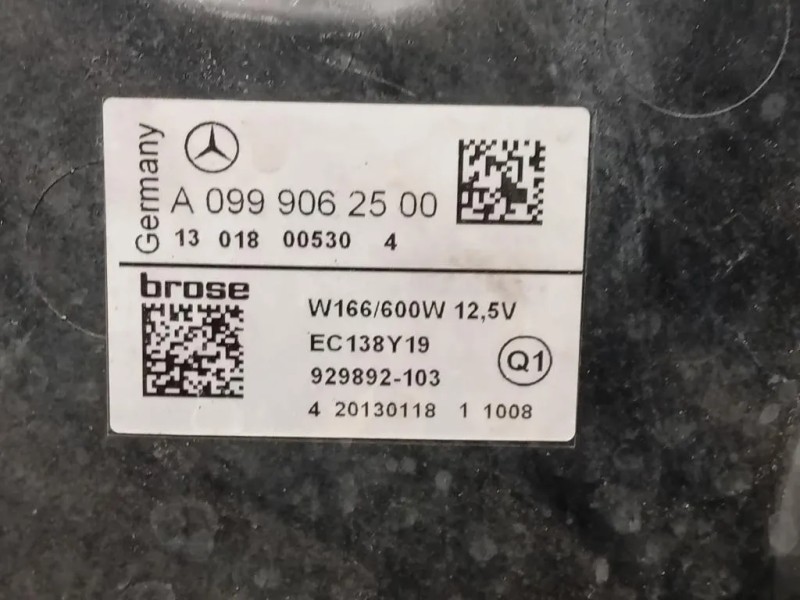 Paraurti ANT PARAURTI CON FRONTALE Mercedes Classe ML W166 2012