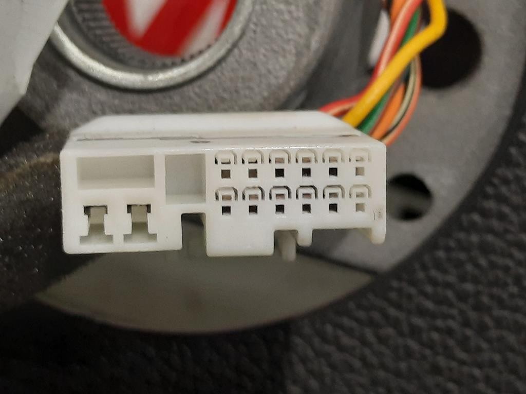 Volante 4511335000 Ssangyong Tivoli 2015