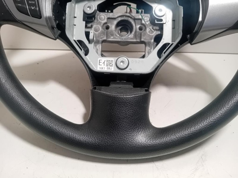 Volante VOLANTE Suzuki Grand Vitara II 2005