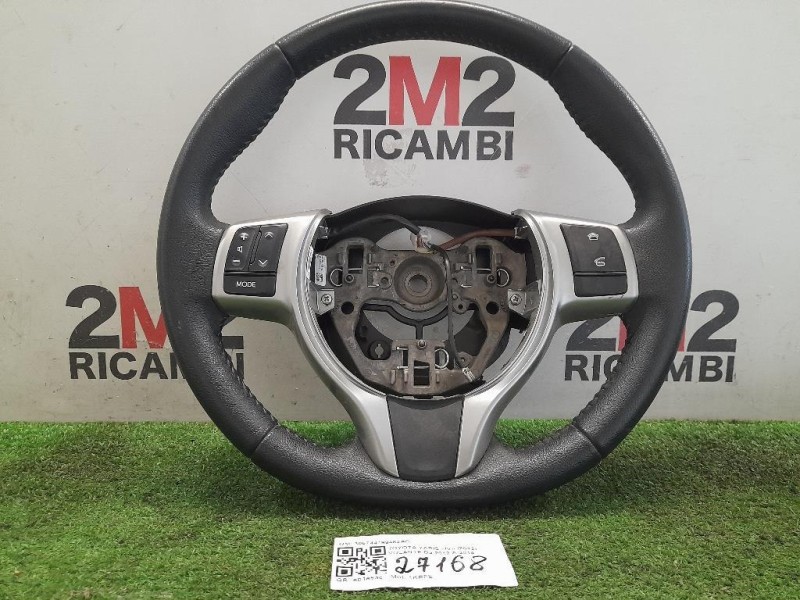 Volante 306744199483AC Toyota Yaris IV 2012
