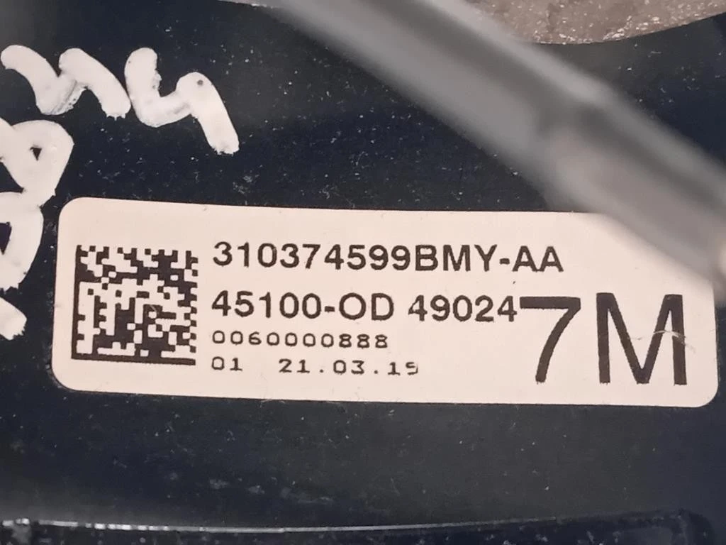 Volante 310093699 Toyota Yaris IV 2017