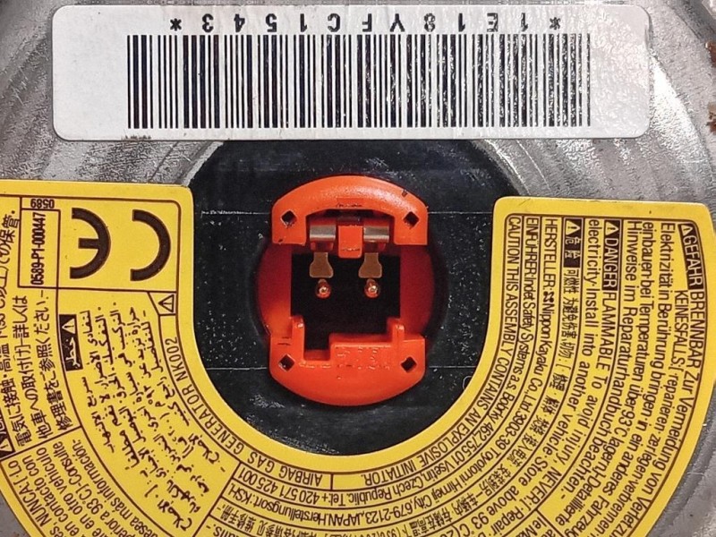 Volante 310093699 Toyota Yaris IV 2017