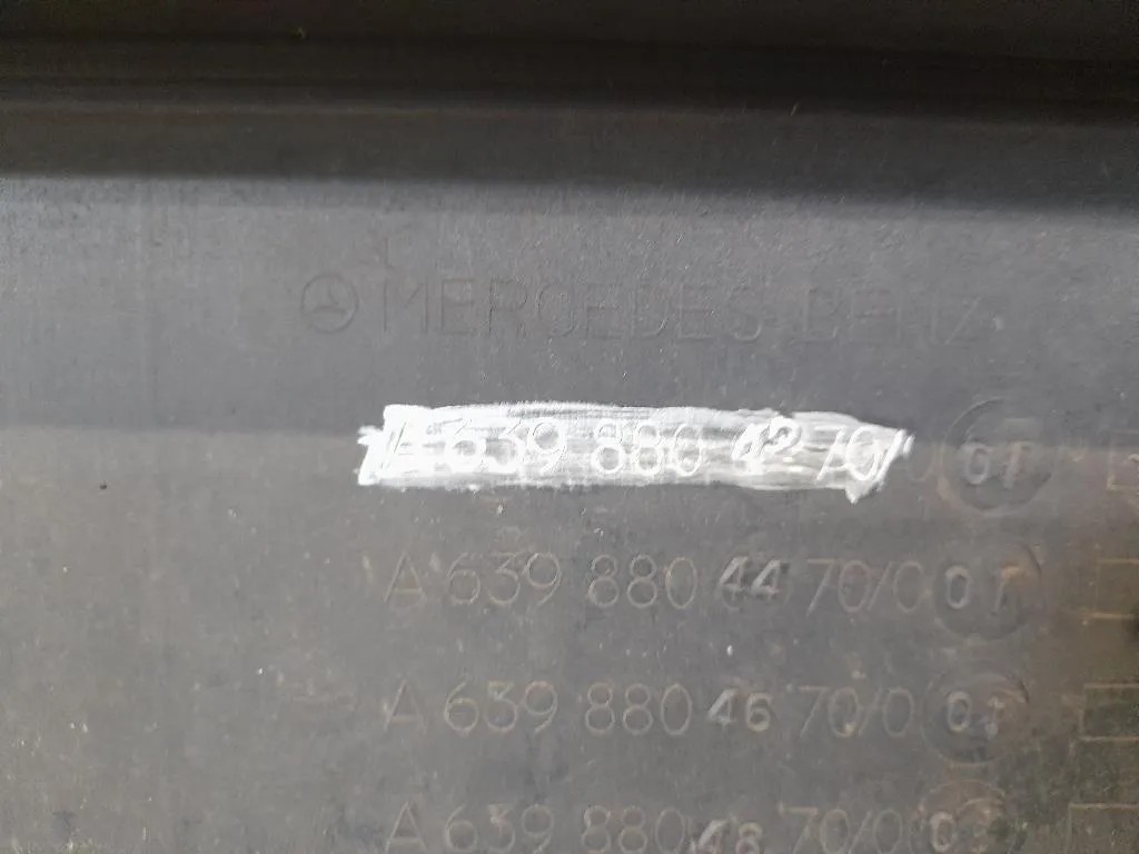 Paraurti ANT A6398804270 Mercedes VITO W639 2004