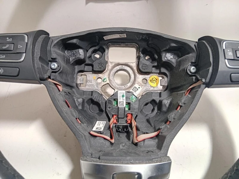 Volante 1T0 419 091 Volkswagen Tiguan I 2011