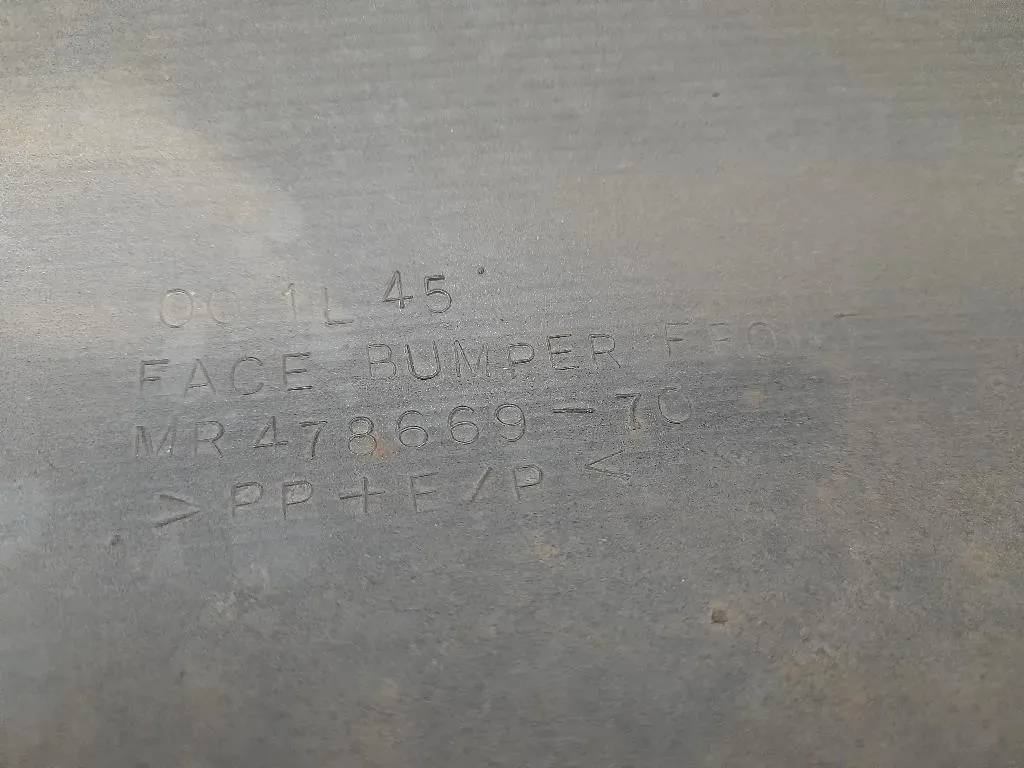 Paraurti ANT NUDO MR478669 Mitsubishi Pajero Sport 1998