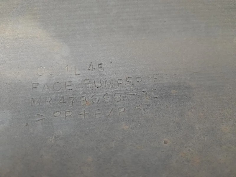 Paraurti ANT NUDO MR478669 Mitsubishi Pajero Sport 1998