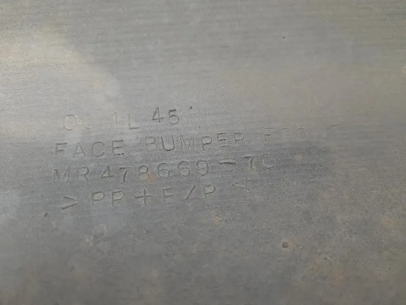 Paraurti ANT NUDO MR478669 Mitsubishi Pajero Sport 1998